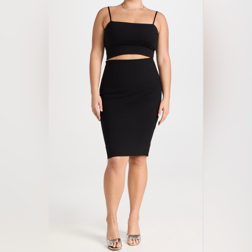 SPANX perfect black Knee-Length Pencil Skirt size large